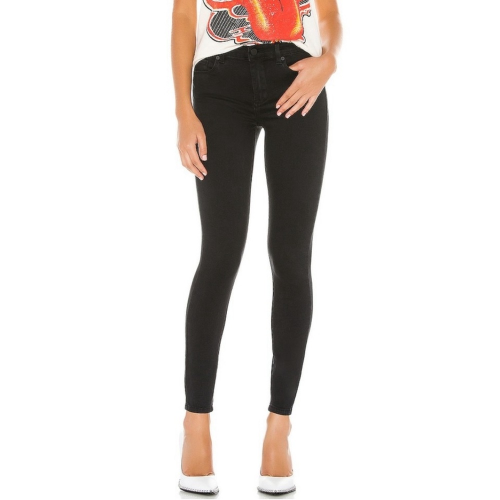 NWT BlankNYC Black The Bond Mid Rise Skinny Jeans Size 32